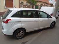 Vând/schimb Ford Grand c-max cu ceva defect cutie