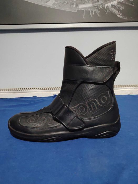 DAYTONA Journey XCR, ghete cizme moto, mărimea 42, interior 27 cm.