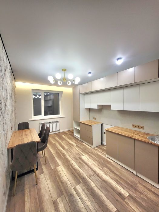 Продам 3 комн кв левый берег новая.