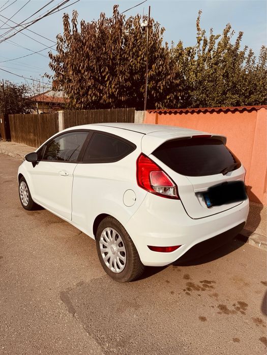 Ford fiesta benzina 2015