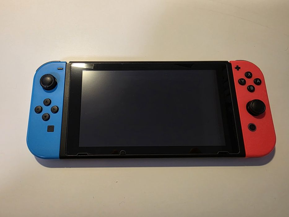 Consola Nintendo Switch full + accesorii extra, geanta, stand etc.