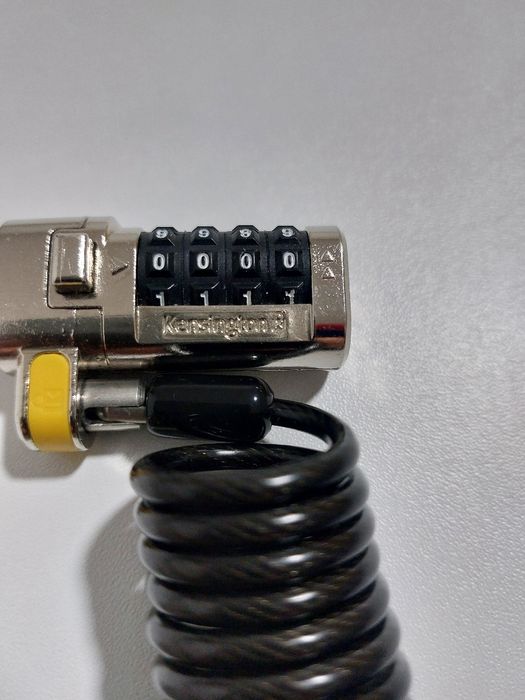 Cablu de securitate Laptopului Kesington ClickSafe cu cifru, portabil