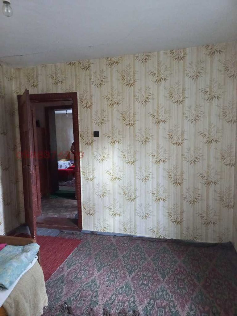 Продава се Къща в с. Стежерово, Област Плевен - 200 кв.м за 64 €/кв.м - Снимка #2