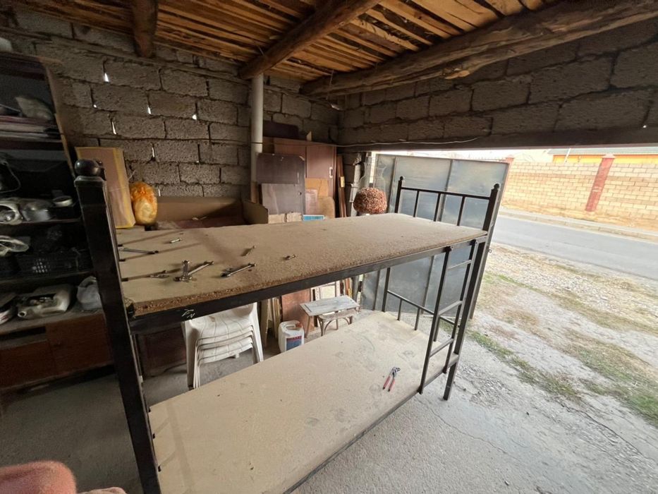 Двухярусный кровать