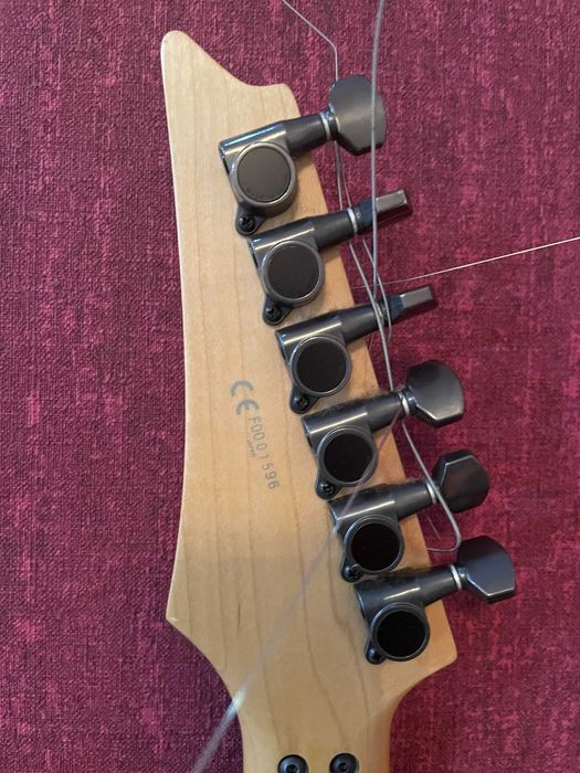 продам гитару " IBANEZ " RG series (JAPAN)