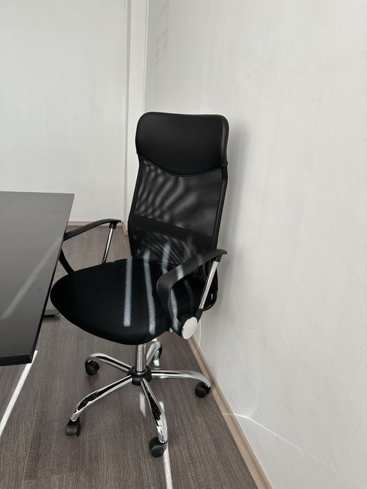 Нови Бюро И Стол Юск