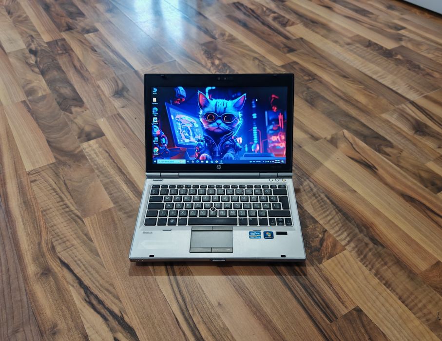 HP Elitebook 2560p i5