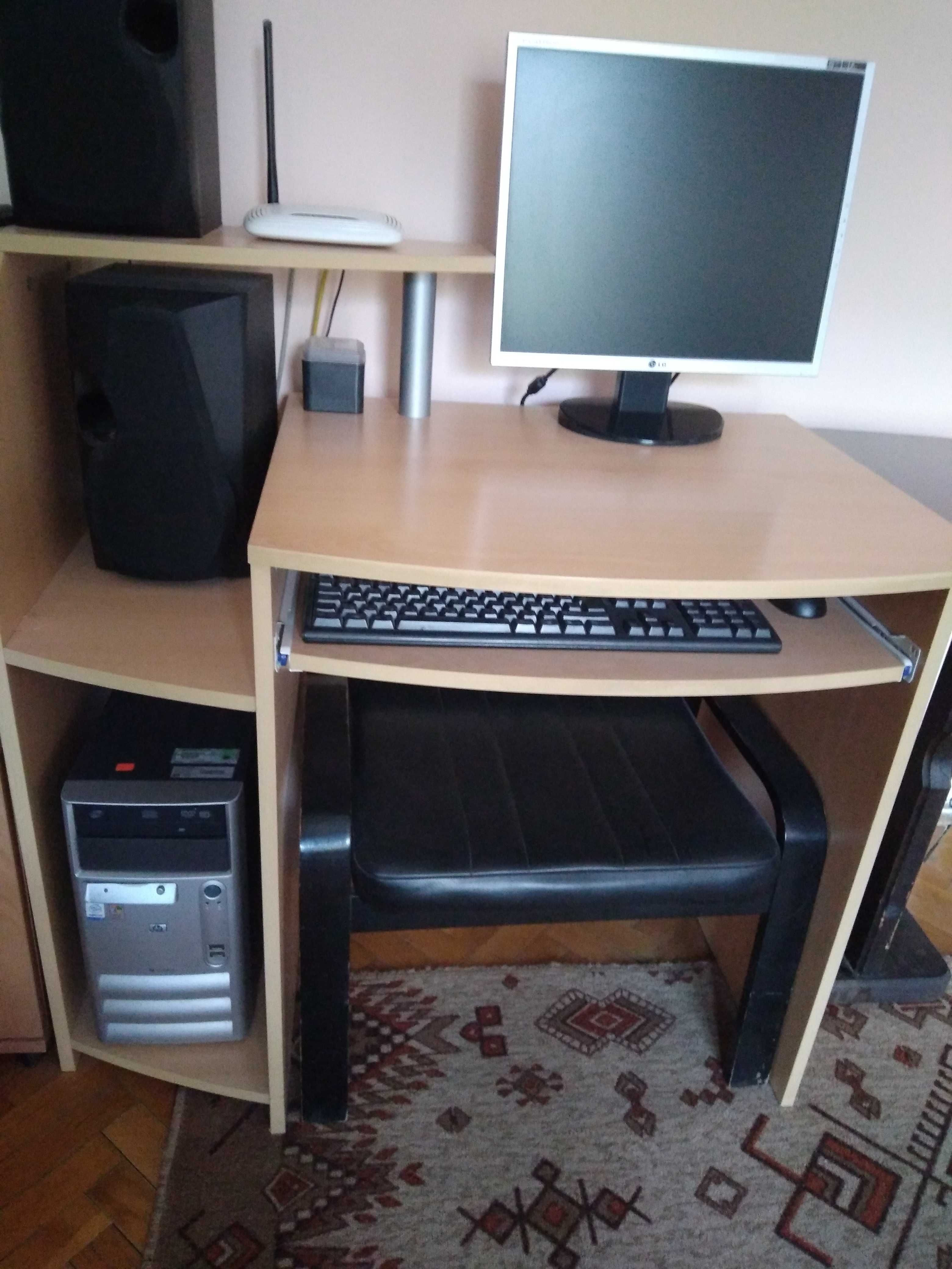Холна секция, фотьойл, бюро за компютър