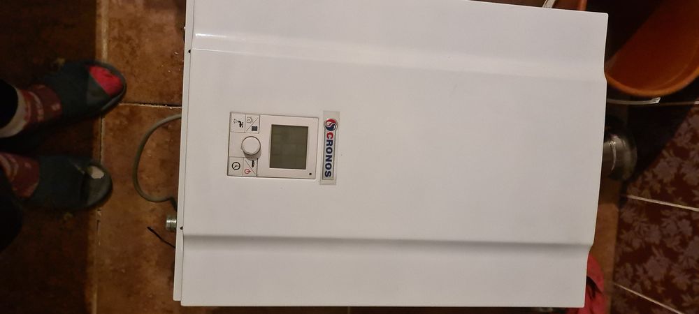 Продам котёл бу на запчасти