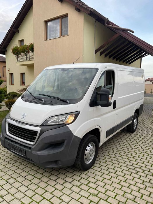 Peugeot Boxer 2.2 Diesel 131 Cp 2015 Euro 5 Autoutilitară 3 locuri