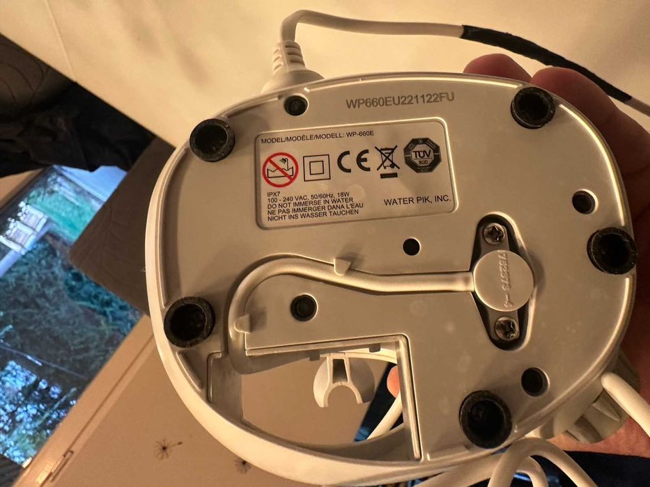 Oрален (зъбен) душ Waterpik WP-660EU Ultra Professional oral irrigator