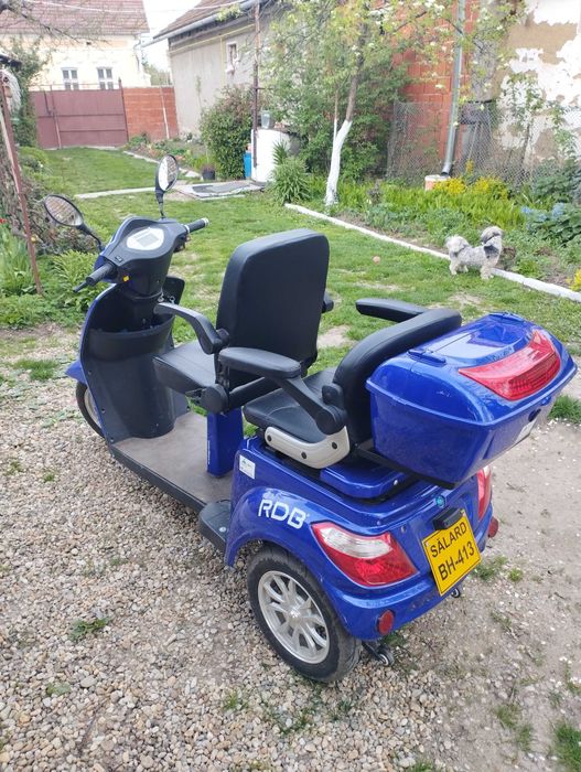 Tricicletă electrică RDB V-KLASS  fără permis, 2 locuri, 25 km/h
