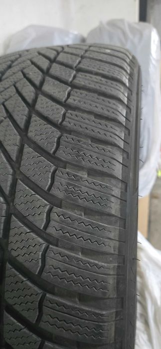Зимни гуми 20 цола за джип Bridgestone Blizzak LM005
