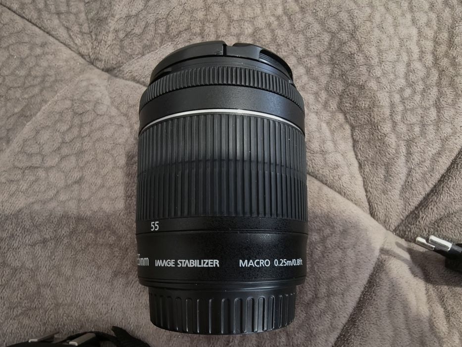 Фотоапарат Canon EOS 750D