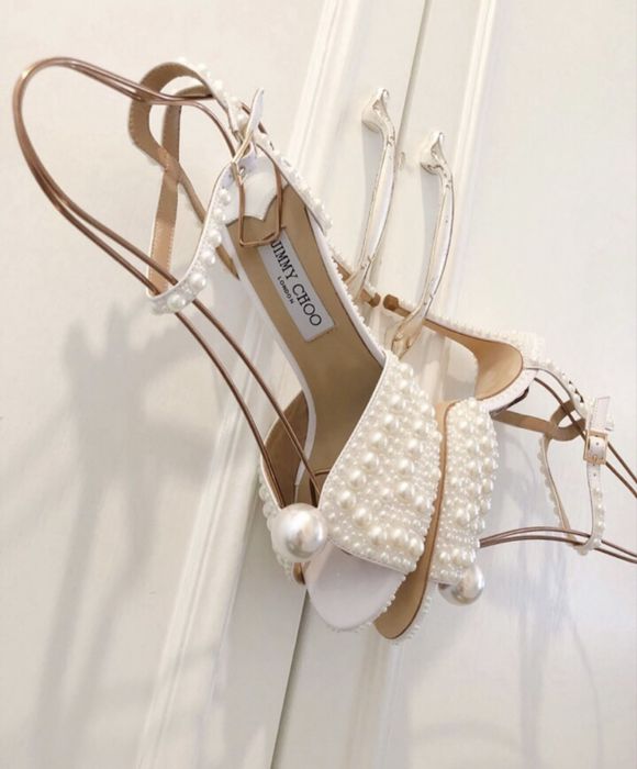 Sandale jimmy choo perle pe comanda