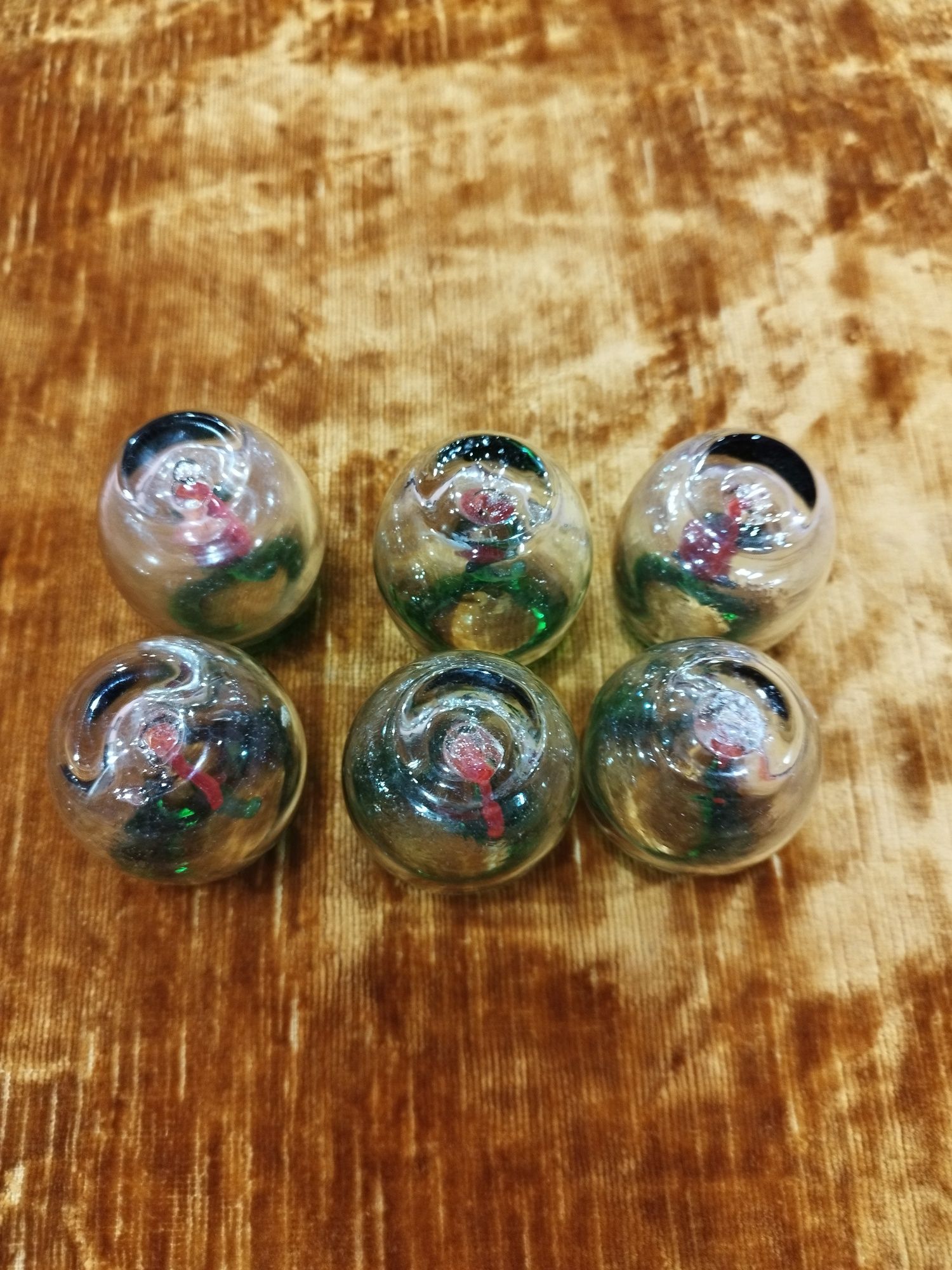 Продавам чашки 6 броя