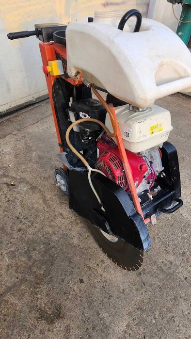 masina taiat beton / asfalt cu disc de 500 mm