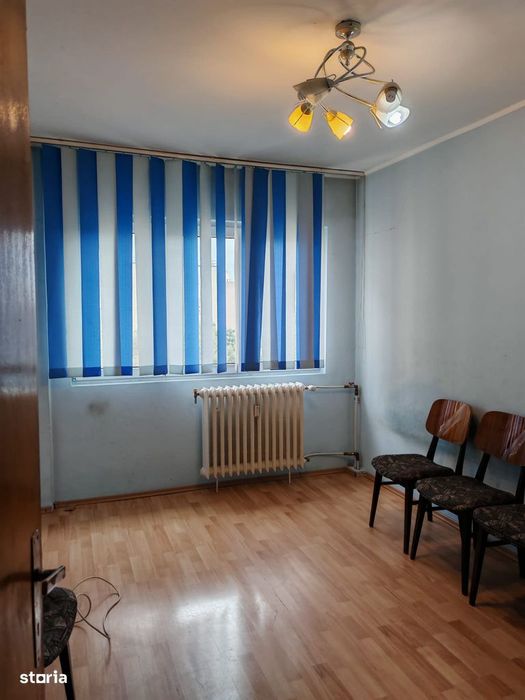 Iuliu Maniu,  Piata Veteranilor