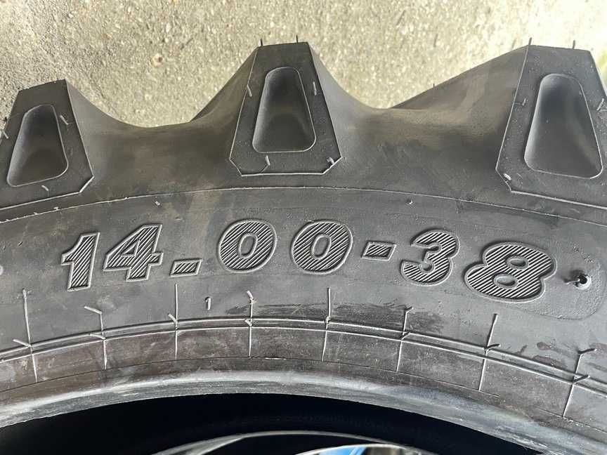 Anvelope de U650 spate 14.00-38 garantie Cauciucuri motrica R38