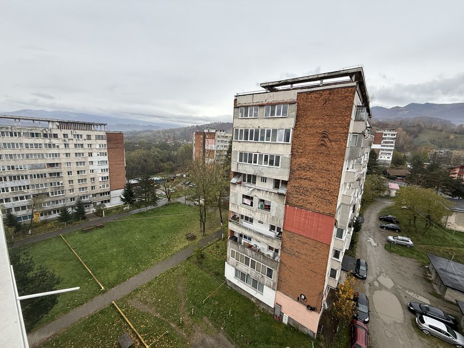 Apartament cu 3 camere / 57,48 mp / izolat complet