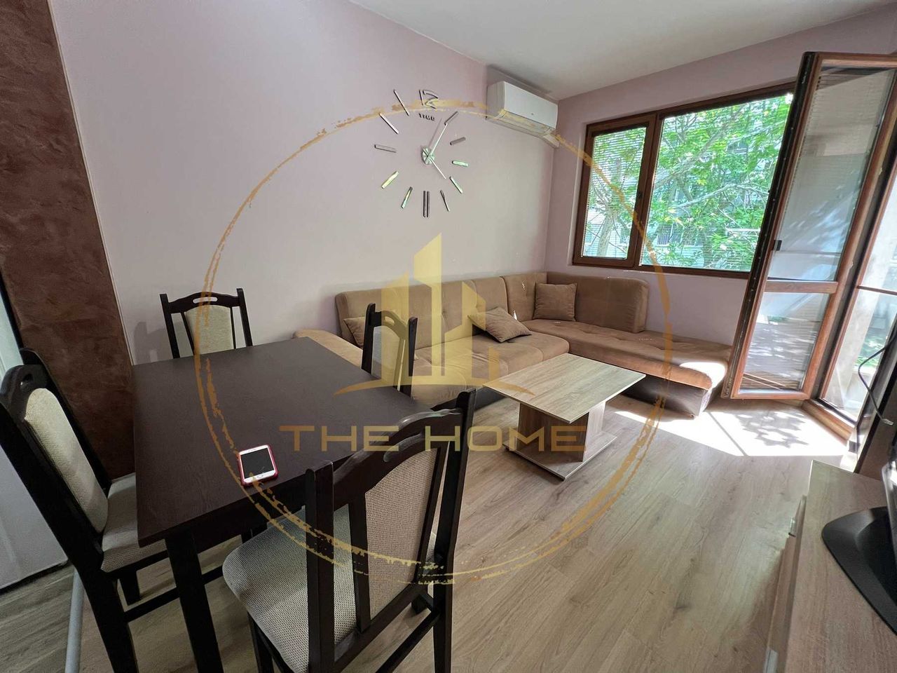 Дава се под наем Двустаен апартамент в Варна, Левски - 58 кв.м за 425 € - Снимка #2