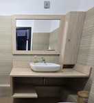 Mobilier baie, lavoar și robinet Grohe