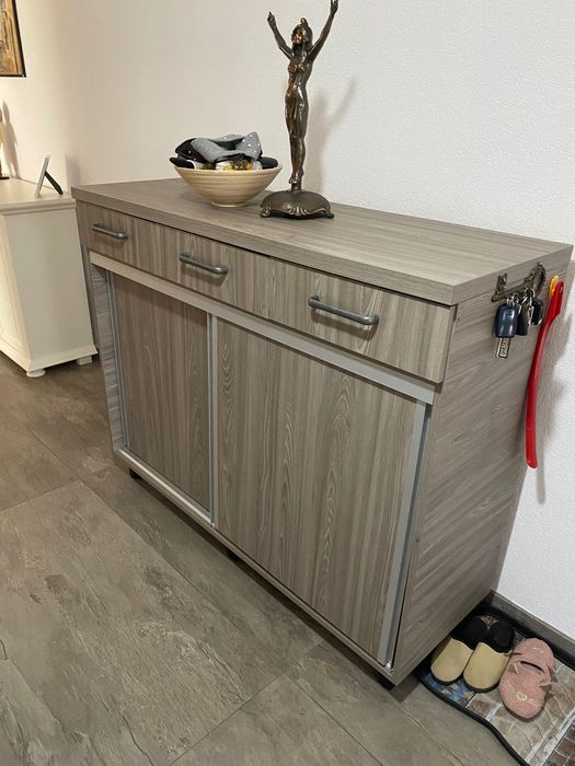 Vând mobilier hol mdf stare exceptionala