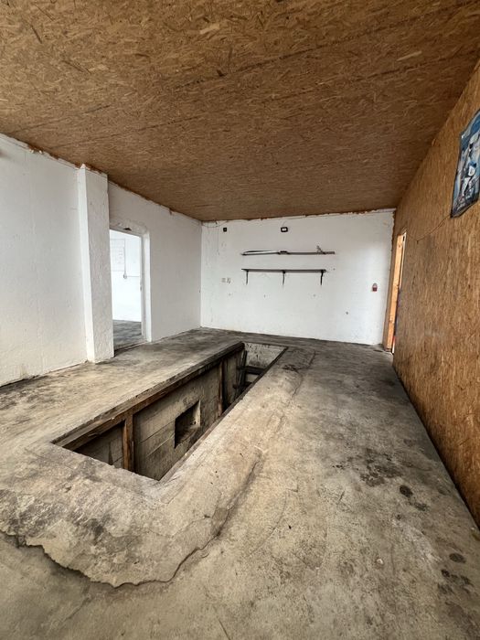 Ofer spre inchiriere Constructie in Zona horezu!