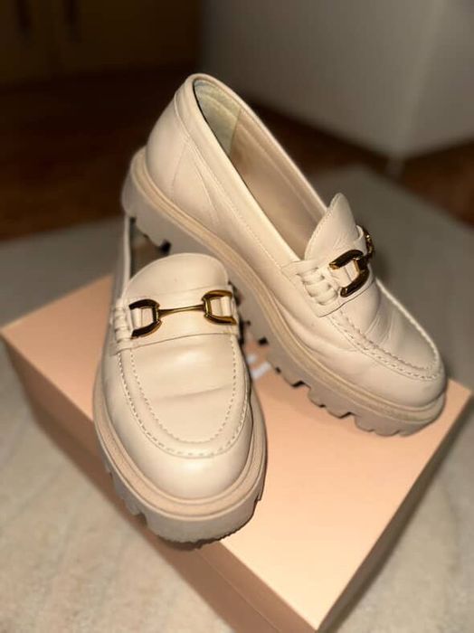 Естествена кожа обувки Zara