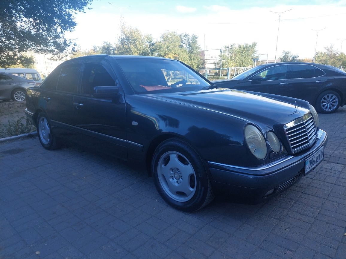 Продам Mercedes-Benz w210.В хорошем состоянии.