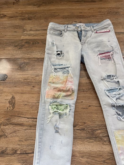 Blugi Reputation Studios , nu Amiri nu Balenciaga nu Off white