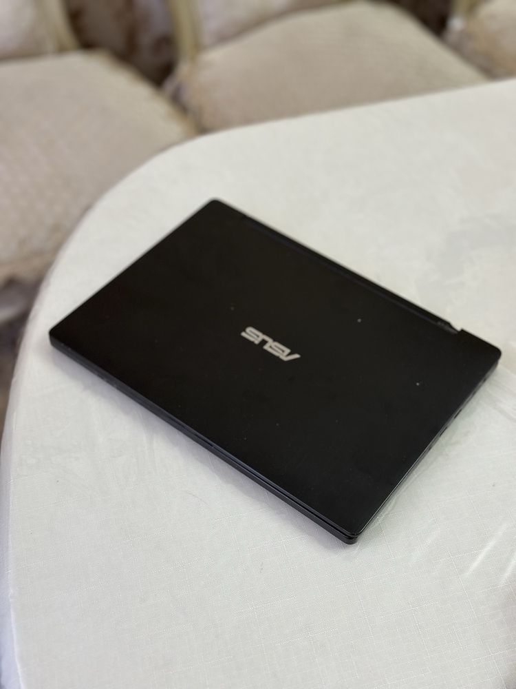 ASUS Flip 2in1 Q302