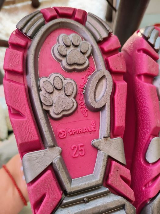 Детски ботуши размер 25