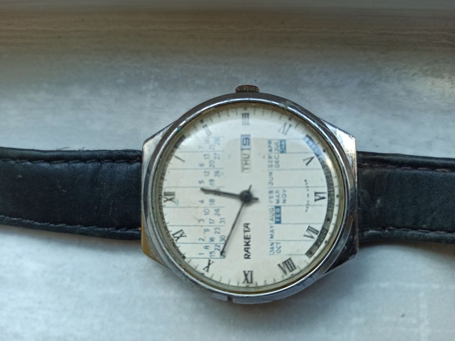 Продавам часовници