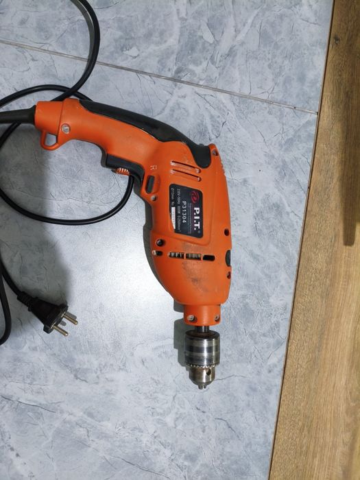 Продаю дрель ударную PIT б/у