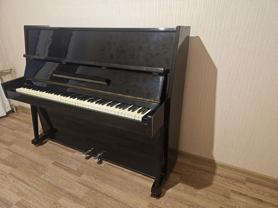 Пианино "Украина",