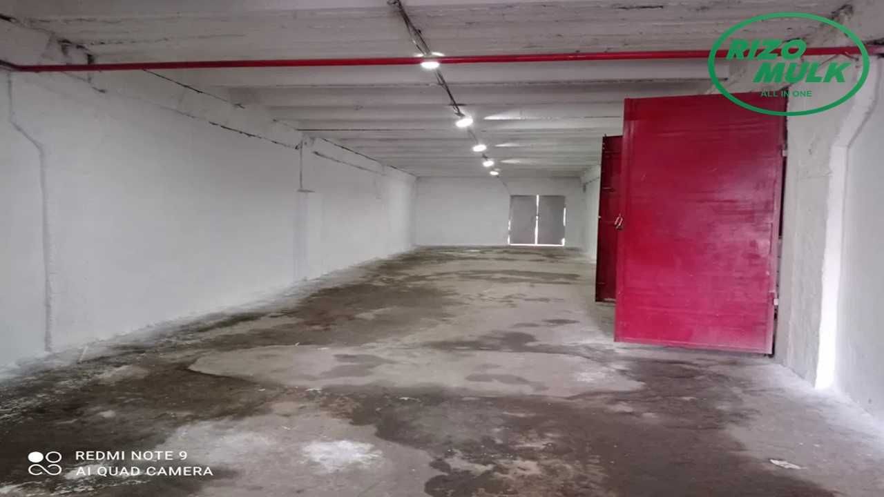 ХХХ Сдаётся складские помещения Янгиабад базар  45000 сум