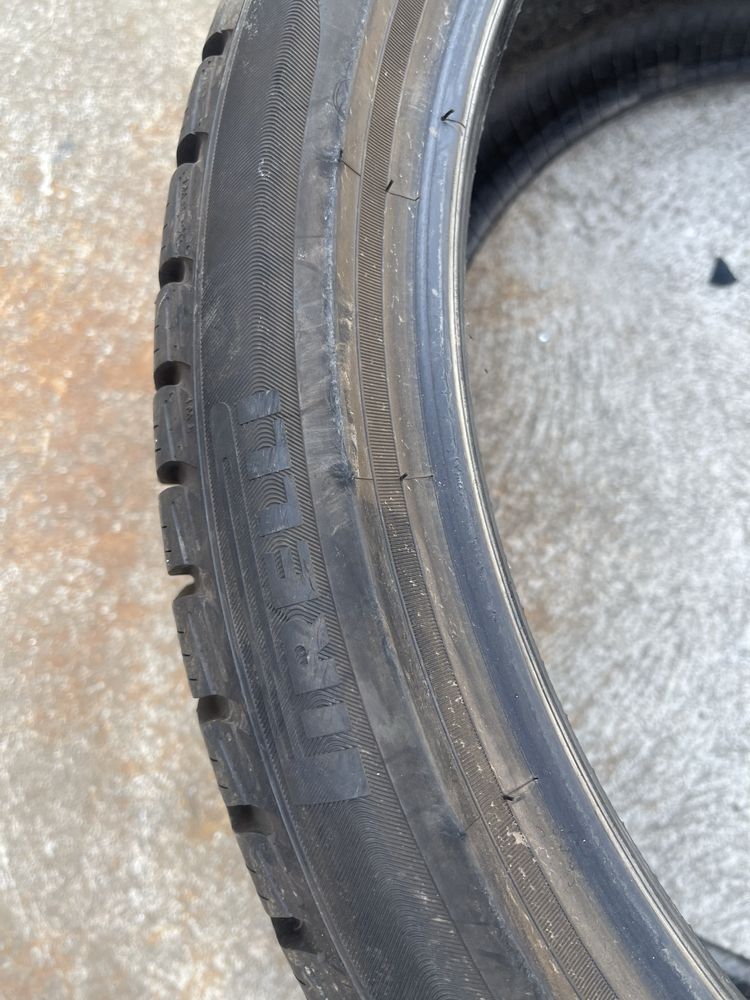 Vand 2 anvelope 275/35/21 Pirelli Sottozero 3
