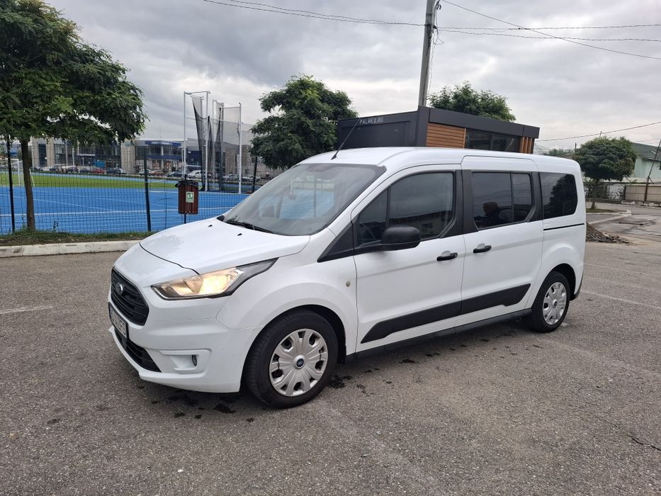 Vând Ford Transit Connect