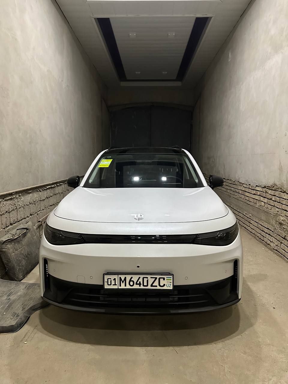 Leapmotor c16 sotiladi 2 poz full