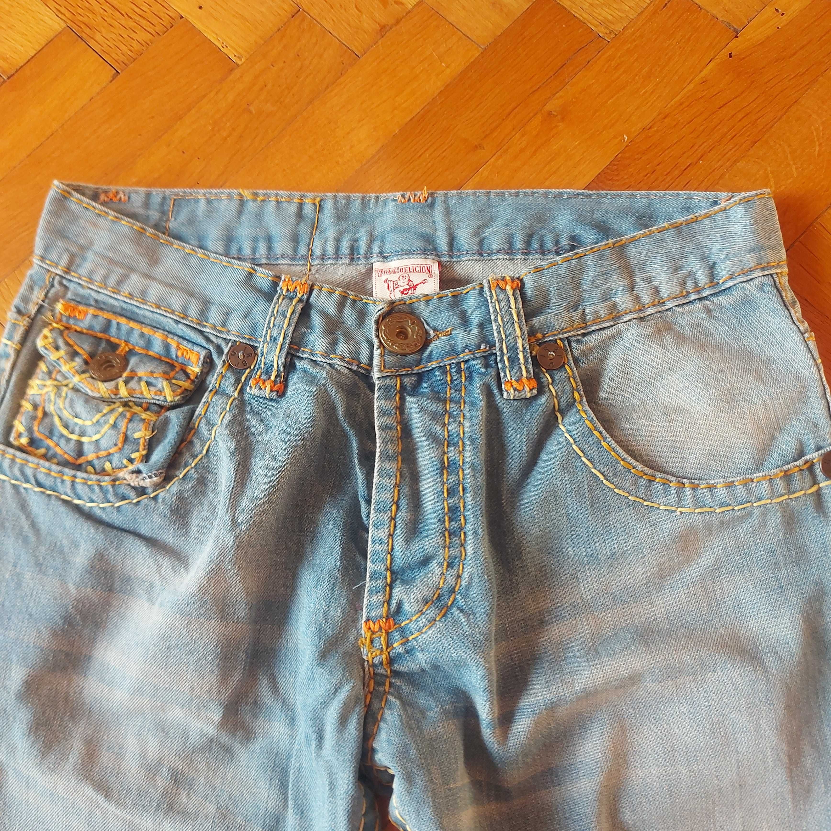 Vintage True religion jeans 
33/32
