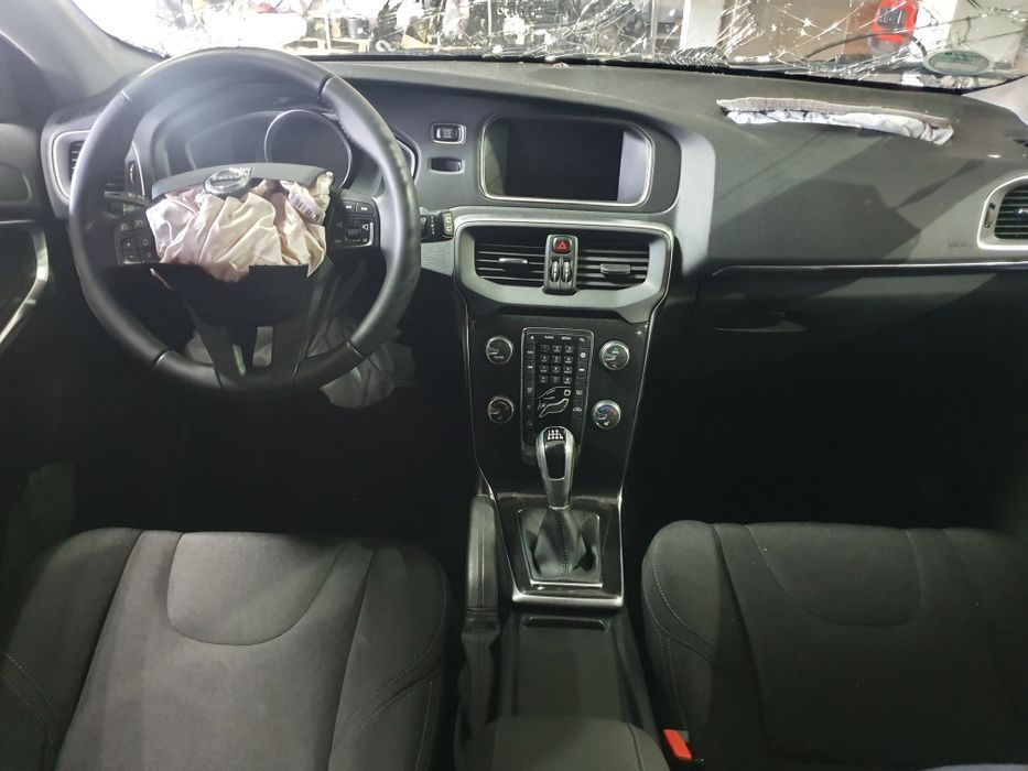 Volvo V40 , T3 , 2017 , 61000 KM , euro 6 , 2.0 benzina