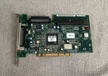 Controller SCSI PCI Adaptec AHA-2940UW Dell retro pentr servere sau PC