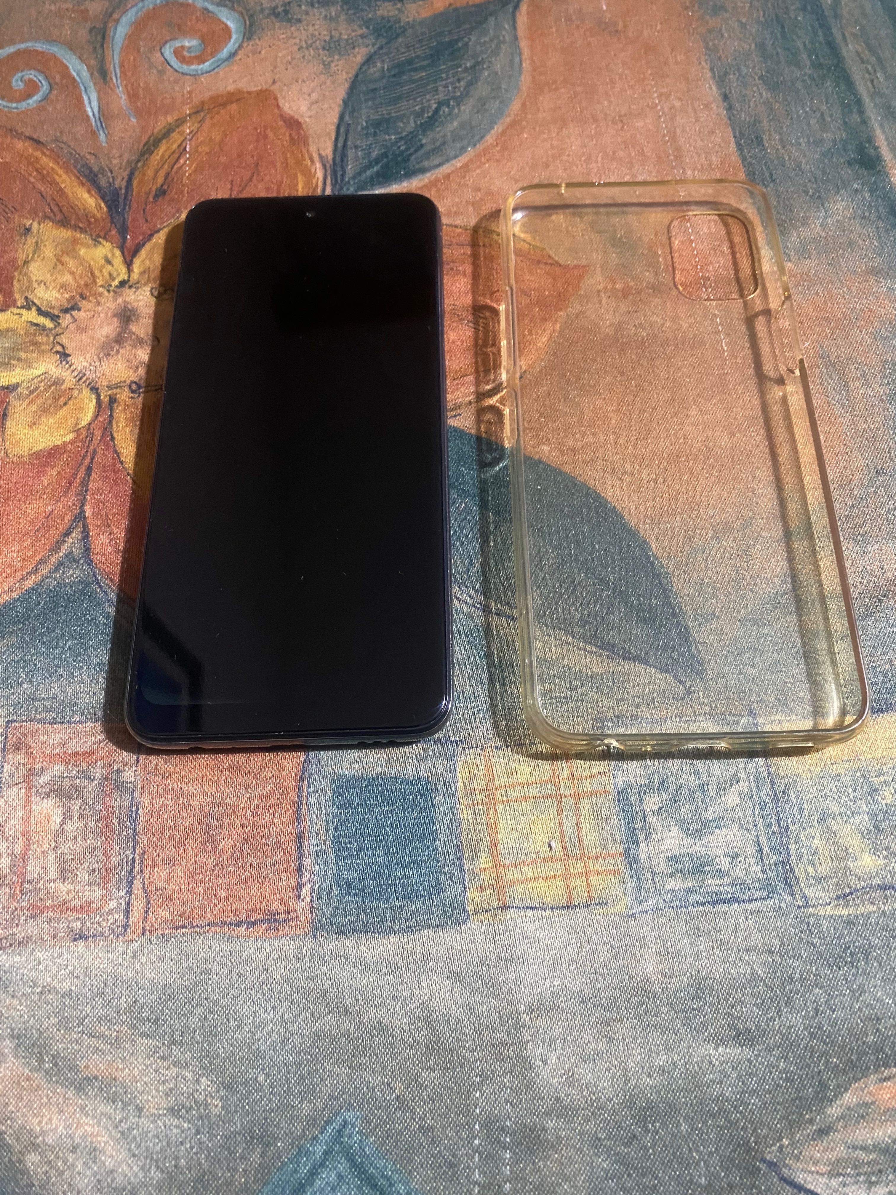 LG K42 -64GB,Dual SIM,grey,зарядно,силиконов гръб
