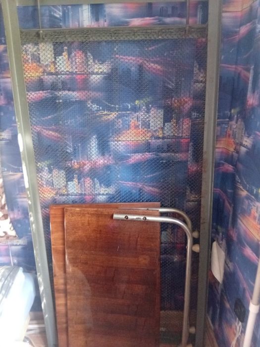Продаю железную кровать Б/у
