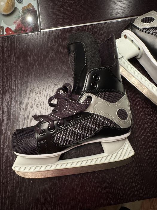 Кънки за лед protector