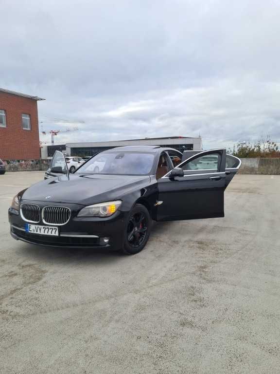 Dezmembrez dezmembrari BMW 730d F01 4 butoane Europa an 2011