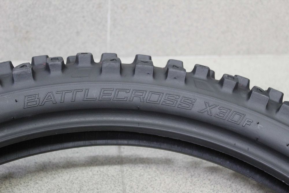 90/100-21 Bridgestone