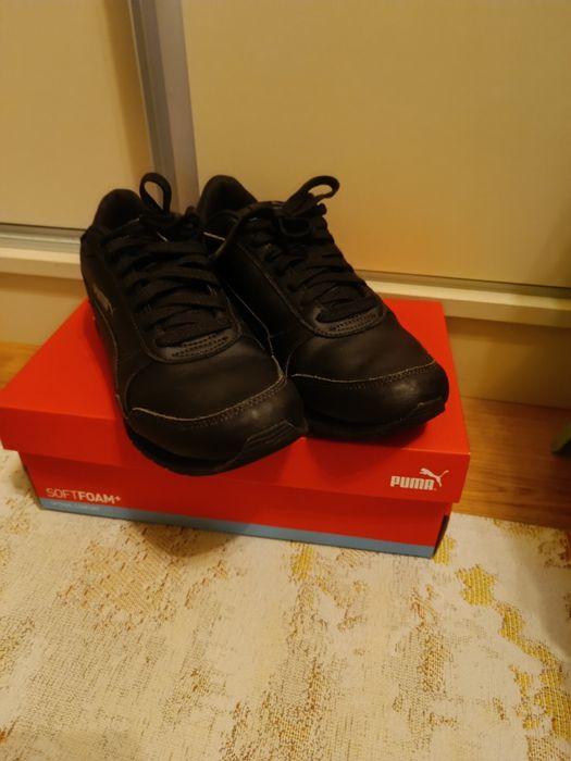 .Маратонки PUMA.