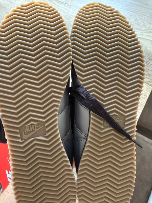 Nike Cortez SE 43 номер